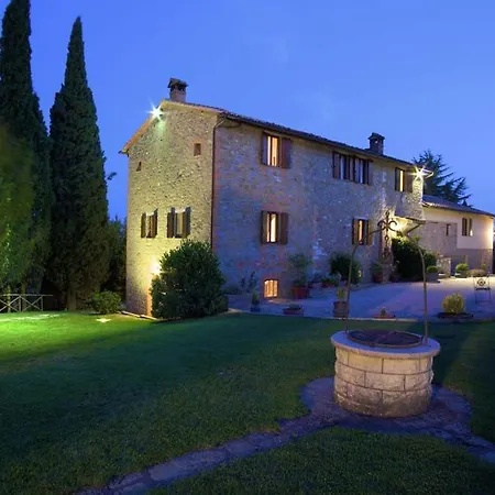 Dei Cipressi, Uncontaminated Nature Next To Lake Trasimeno *