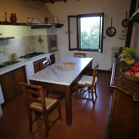 Dei Cipressi, Uncontaminated Nature Next To Lake Trasimeno Villa