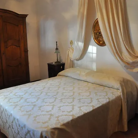 Dei Cipressi, Uncontaminated Nature Next To Lake Trasimeno * Magione